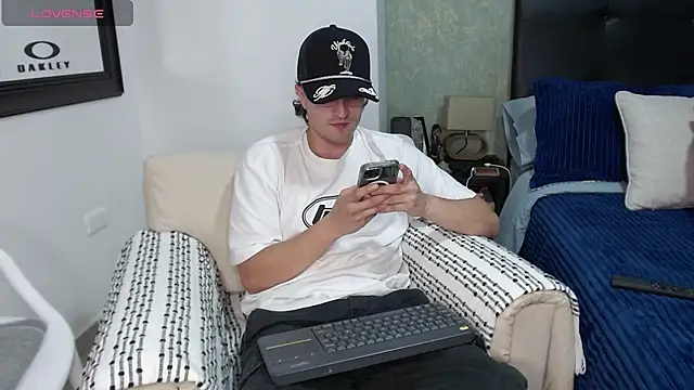 steve hornyboy online show from October 18, 12:59 am