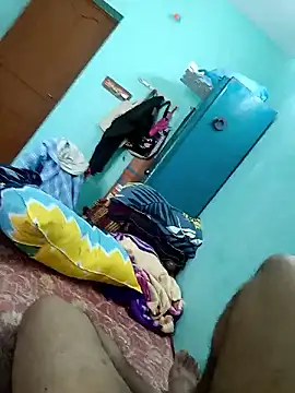 maddy3108 online show from December 17, 6:09 am