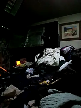 bearded cross online show from January 17, 7:44 am