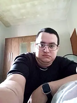 Juliao2030 online show from February 8, 6:01 pm