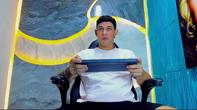 Jeff Brunno  online show from September 20, 5:40 am