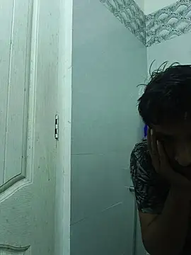 vardh033 online show from March 31, 12:01 am