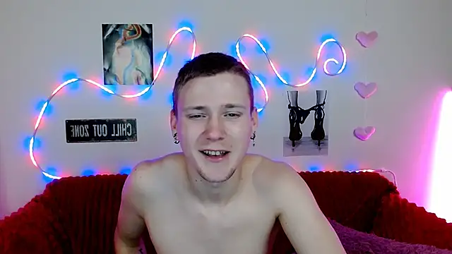 Xavier Night81 online show from November 6, 9:45 am