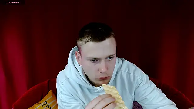 Xavier Night81 online show from October 23, 7:23 am