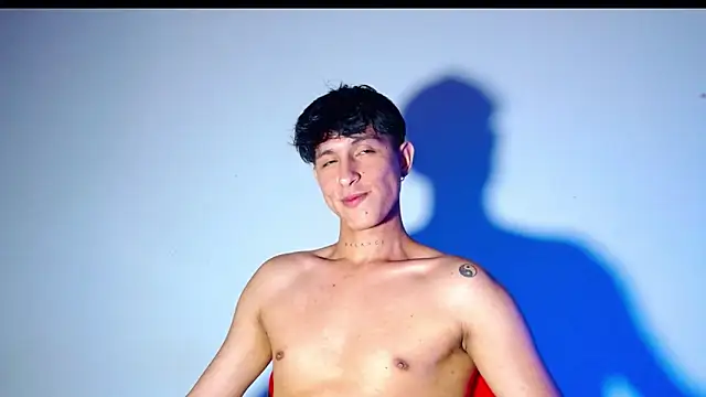 rowanbigboy23 online show from December 5, 3:02 am