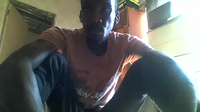 longdickson12345 online show from April 1, 7:21 am