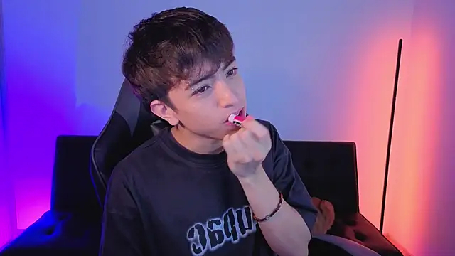 onlinenico online show from November 25, 8:11 pm