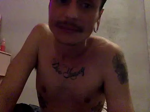 Snapshot of chrisalmeid_ chatting on September 27, 7:17 am chrisalmeid  online show from September 27, 7:17 am