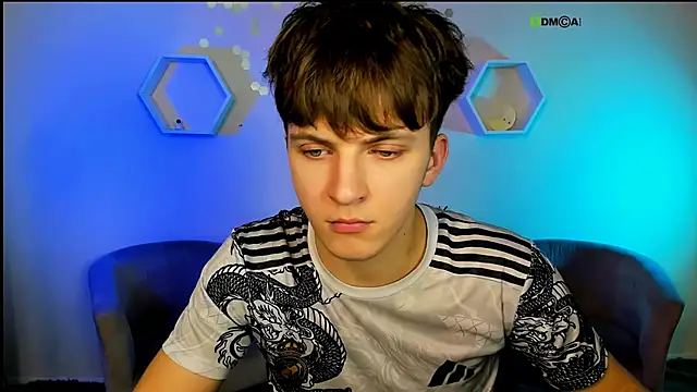 travis wolf  online show from December 3, 8:04 pm