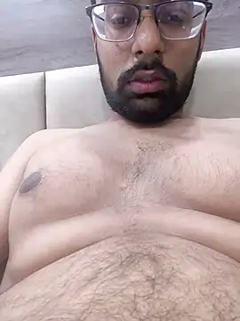 hairy-guy1 online show from March 4, 5:09 pm