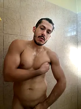 Snapshot of Darg98 chatting on October 2, 10:36 pm Darg98 online show from October 2, 10:36 pm