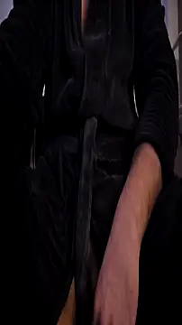 DeinSpielzeug online show from December 17, 4:13 pm