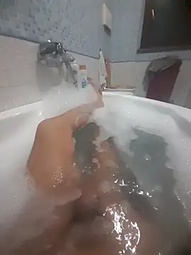 gigilola84 online show from December 4, 4:36 pm