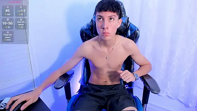 LittleDanny  online show from March 19, 3:59 pm