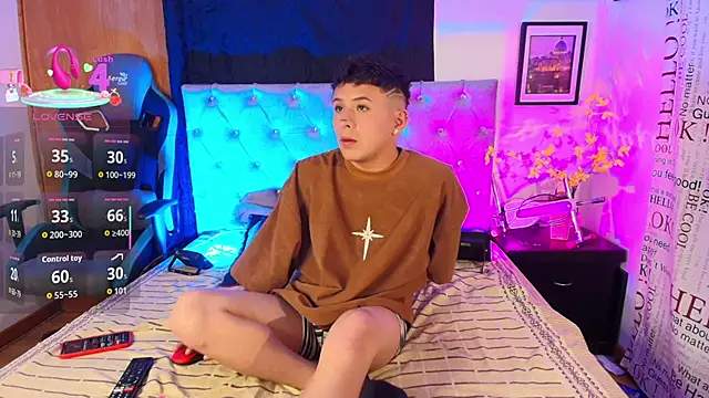 Michael Lopez 1 online show from November 21, 6:18 pm