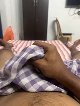 usermood2000 online show from November 26, 6:11 pm