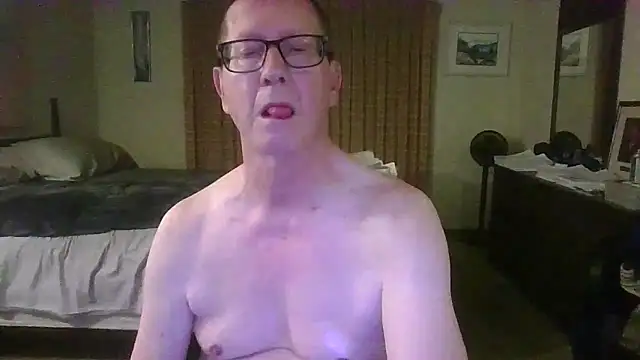 camminmichaellll online show from February 3, 3:48 am