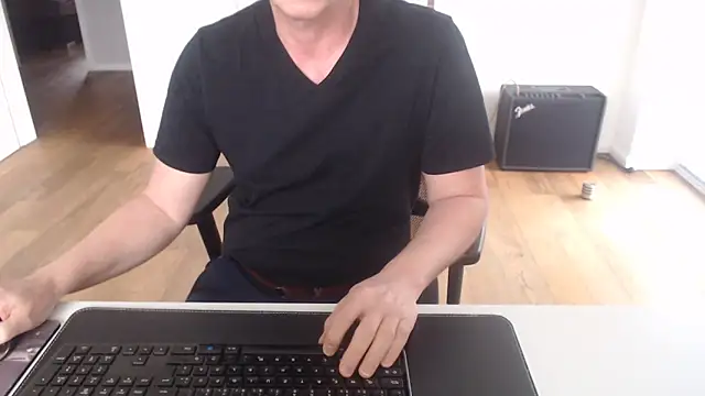 Louis3107 online show from March 25, 9:35 am