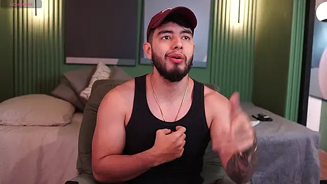 Snapshot of Nick_Vans chatting on October 8, 1:15 pm Nick Vans online show from October 8, 1:15 pm