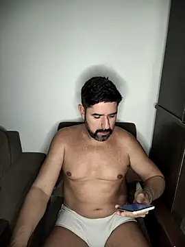 Snapshot of Gatoo_rj chatting on September 18, 4:14 am Gatoo rj online show from September 18, 4:14 am