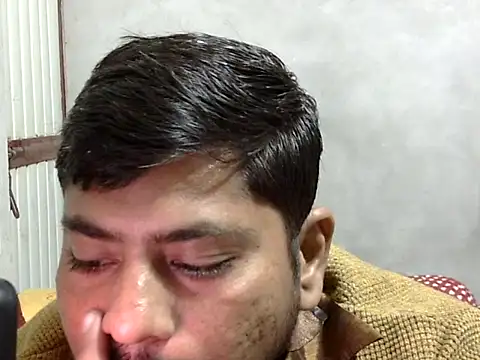 Ajmersingh335512 online show from December 15, 12:57 pm