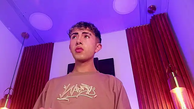 NoahXitrux online show from September 11, 2:05 pm