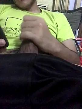 FlungBergenia online show from November 1, 6:01 pm