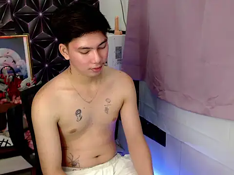 ursweet jade online show from November 27, 11:25 am