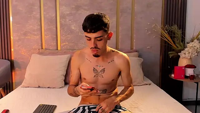 NikoStone  online show from October 17, 4:38 am