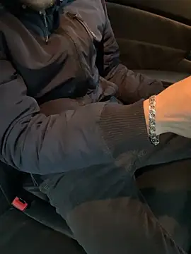 bmwe71 online show from February 12, 2:56 pm