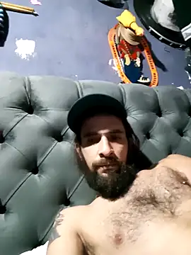 Snapshot of hairy_mannn chatting on October 3, 4:56 pm hairy mannn online show from October 3, 4:56 pm