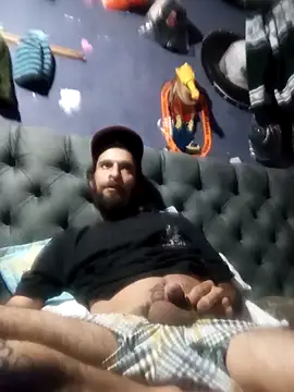 Snapshot of hairy_mannn chatting on October 13, 4:18 am hairy mannn online show from October 13, 4:18 am