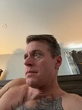 DILFiGuess11 online show from February 14, 2:23 pm