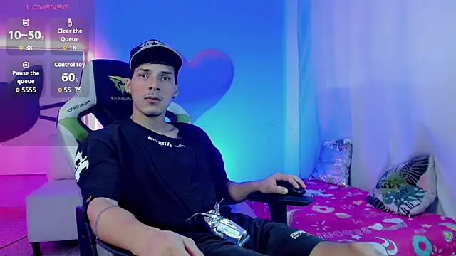 yankees  online show from October 4, 2:11 pm