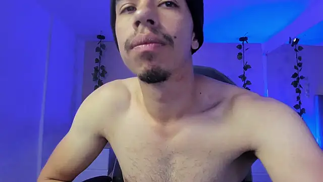 Muscle Scott online show from January 8, 12:43 pm