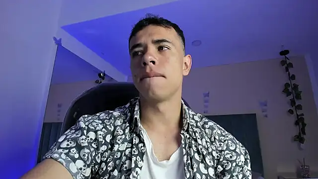 Muscle Scott online show from March 5, 1:40 pm