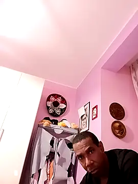 estrogeni online show from October 31, 9:51 pm