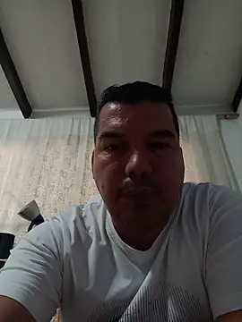 RICK STUWAR online show from April 11, 8:45 pm