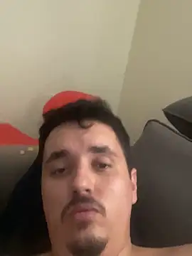 Viniciusbene online show from April 25, 1:52 pm