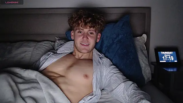 DominantAlex18 online show from December 4, 5:20 pm