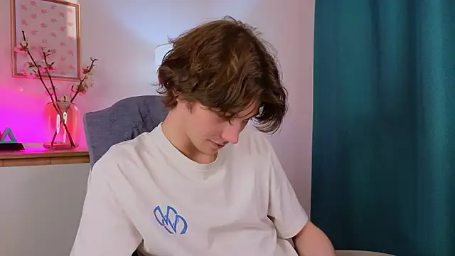  Den1s  online show from February 14, 1:06 pm