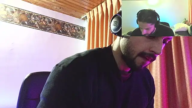 Axel-Cr0ss online show from October 3, 1:43 am