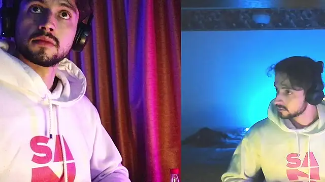 Axel-Cr0ss online show from September 21, 6:02 am