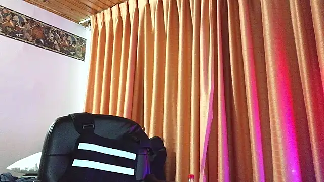 Axel-Cr0ss online show from October 7, 11:53 pm