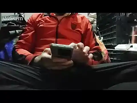 yazinyazin1 online show from April 5, 3:30 pm