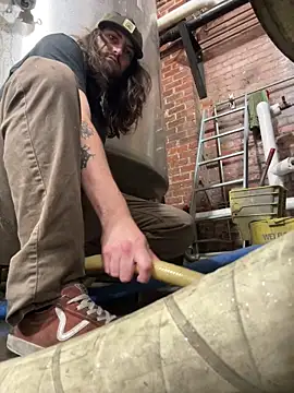 crashnasty online show from April 16, 9:39 pm