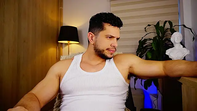 Erick Thompsonx online show from March 3, 9:54 pm