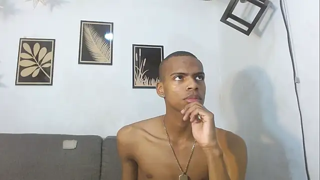Snapshot of criss_zuri chatting on September 16, 12:17 pm criss zuri online show from September 16, 12:17 pm