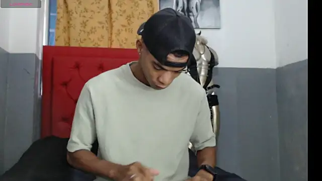 David s3xy online show from October 24, 2:30 pm