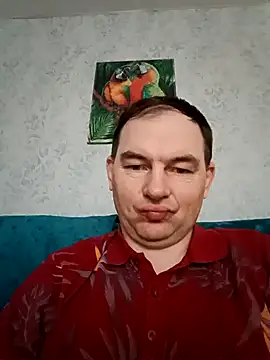 SummerArthur online show from October 25, 7:10 am